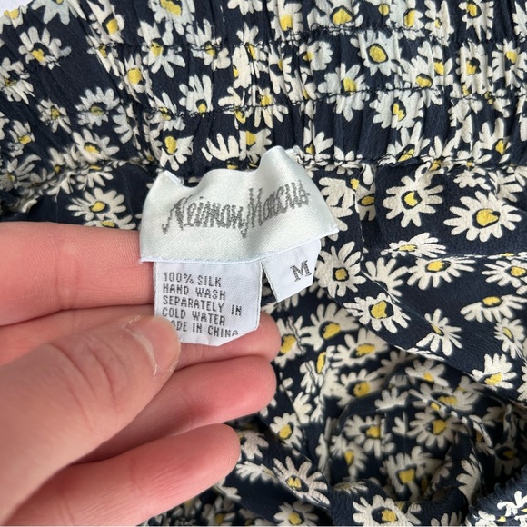 SOLD Vintage 90s Style Neiman Marcus Floral Wide Leg Silk Pants Boho Flowy Daisy - Picture 2 of 8